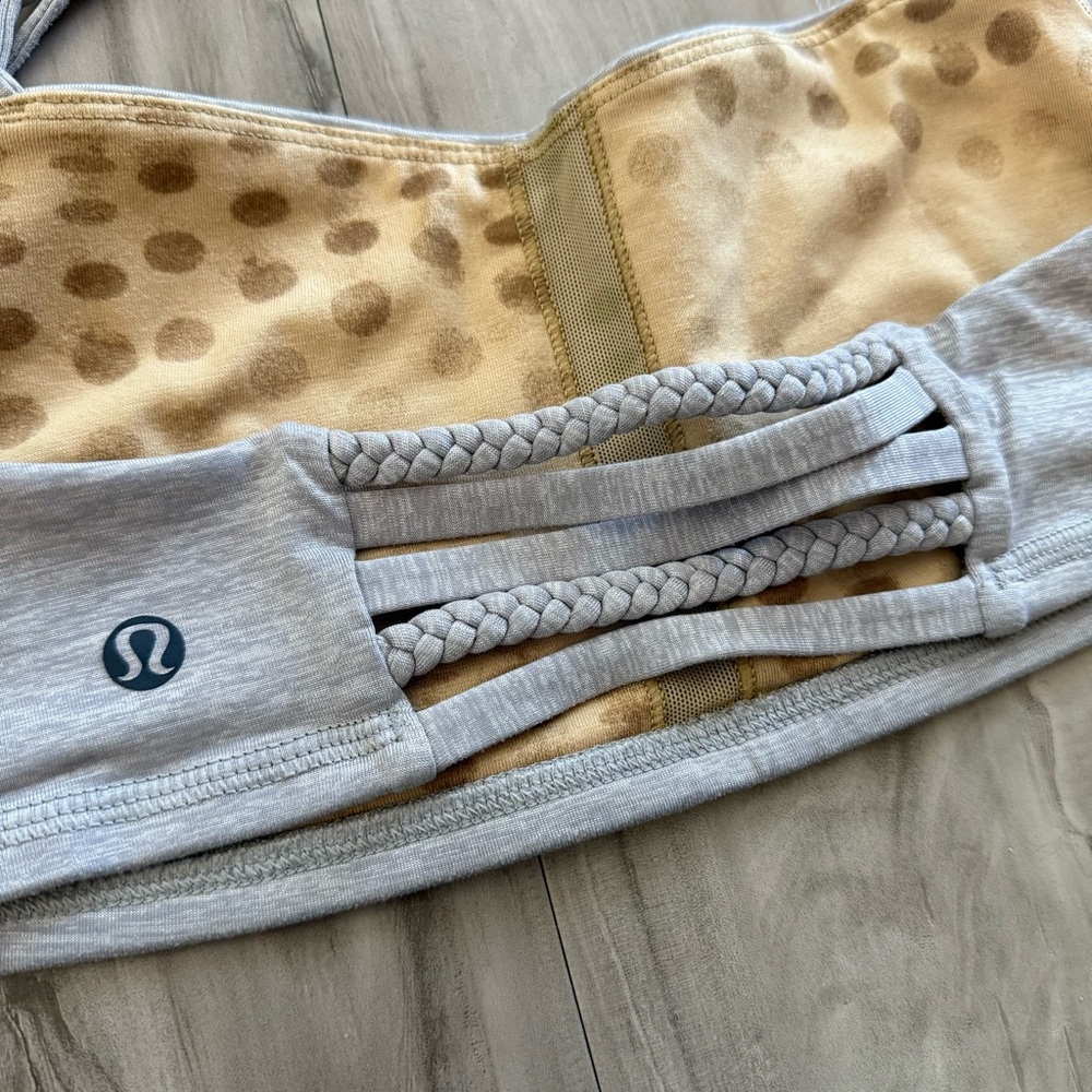 Lululemon Rare Wandering Yogi Braid Strappy Back Halter Gray Sports Bra Size 8 - Picture 4 of 6